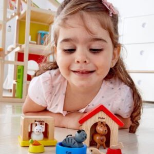 סט חיות משפחה לבית בובות "HAPE"