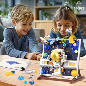 צעצועי בניית חלל לילדים – סט אבני בניין אסטרונאוט 540 יחידות