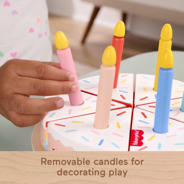 ⁦סט משחקי קישוט והגשה עוגה מעץ בן 14 חלקים של Fisher-Price⁩ – תמונה ⁦4⁩